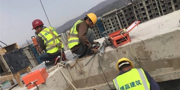 外墻裝飾保溫涂料脫落維修